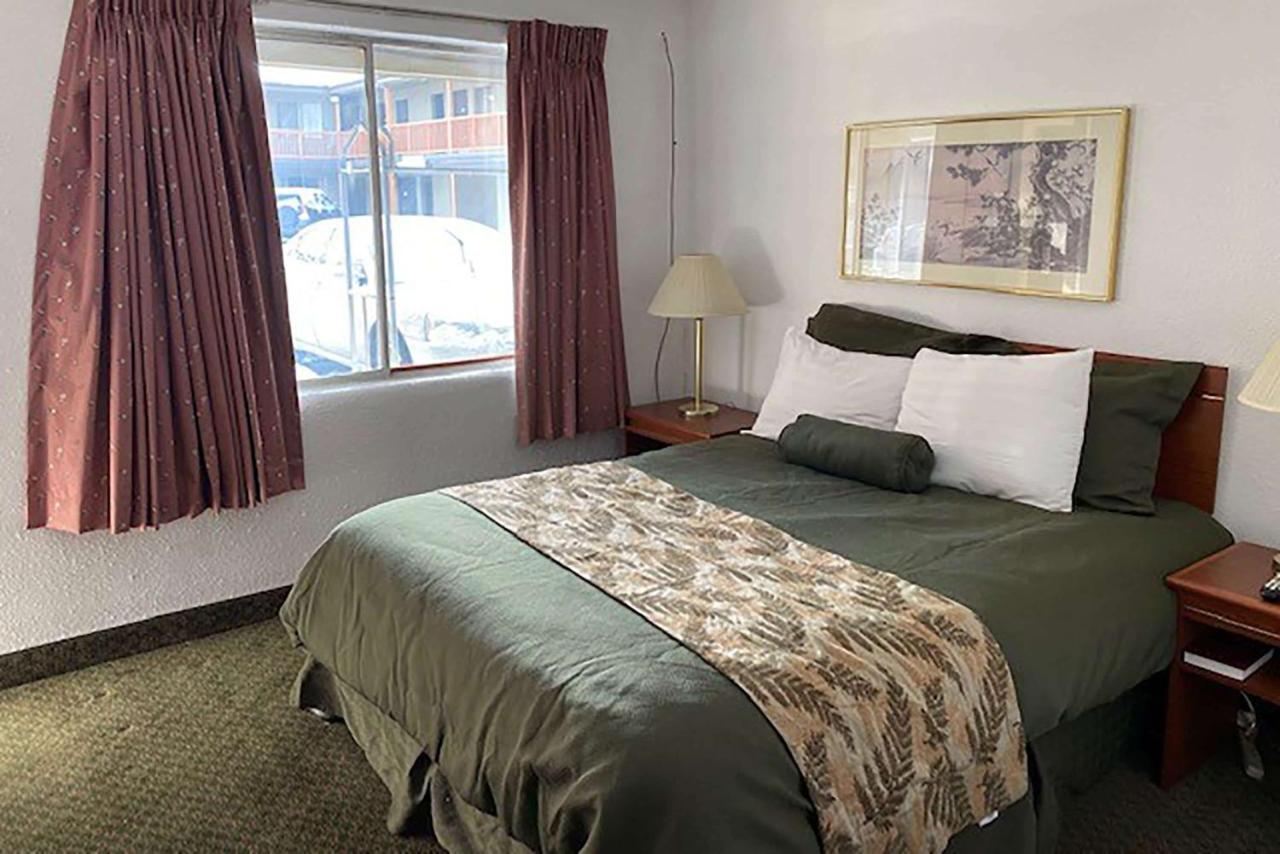 Travelodge By Wyndham The Dalles Zewnętrze zdjęcie
